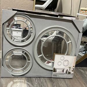 Circular Silver Wall Mirror Set
